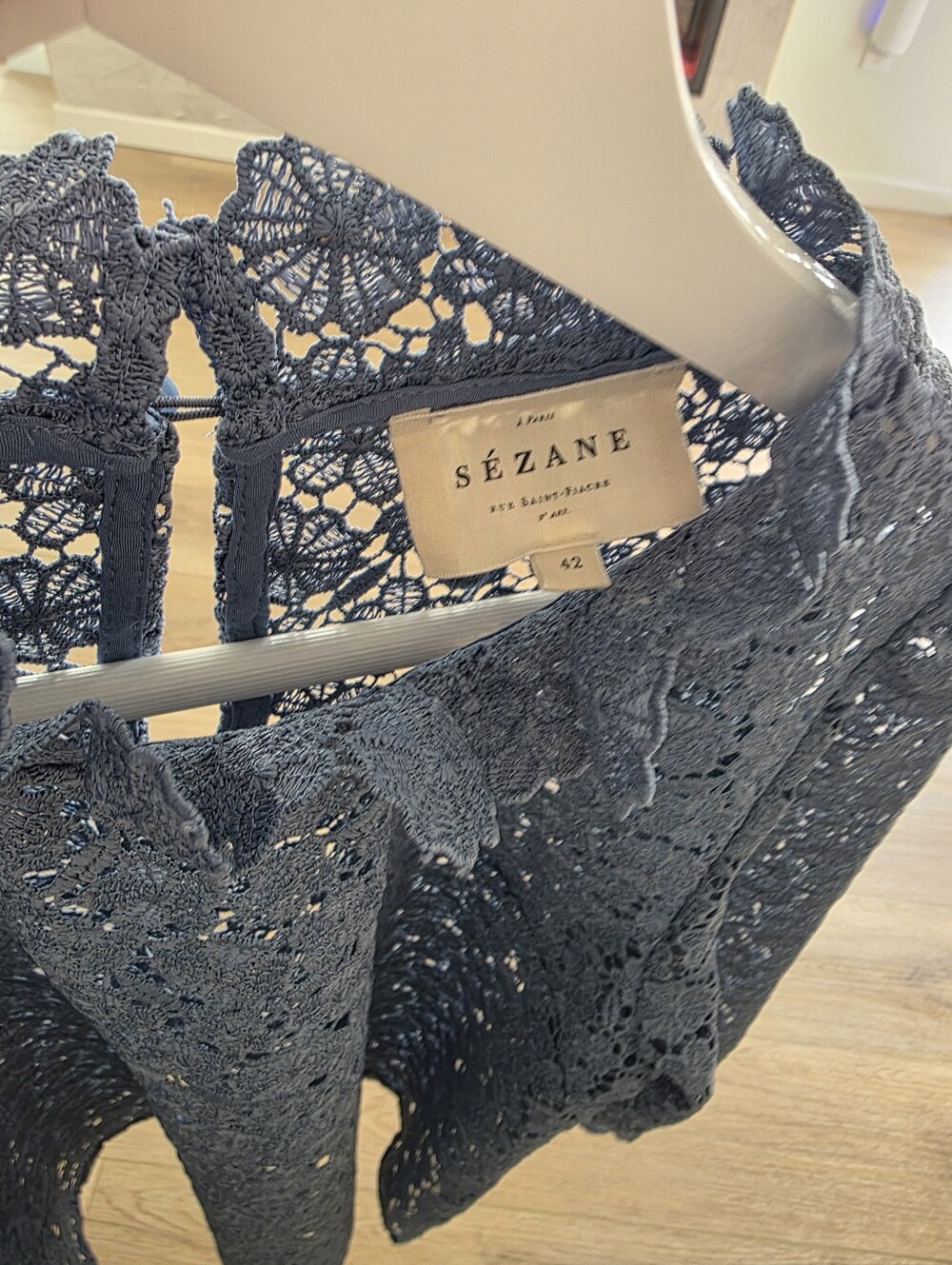 PRISTINE Sezane Jordyna Azul Blue Lace Blouse Size 42 US 10  Large to XL - Picture 10 of 13